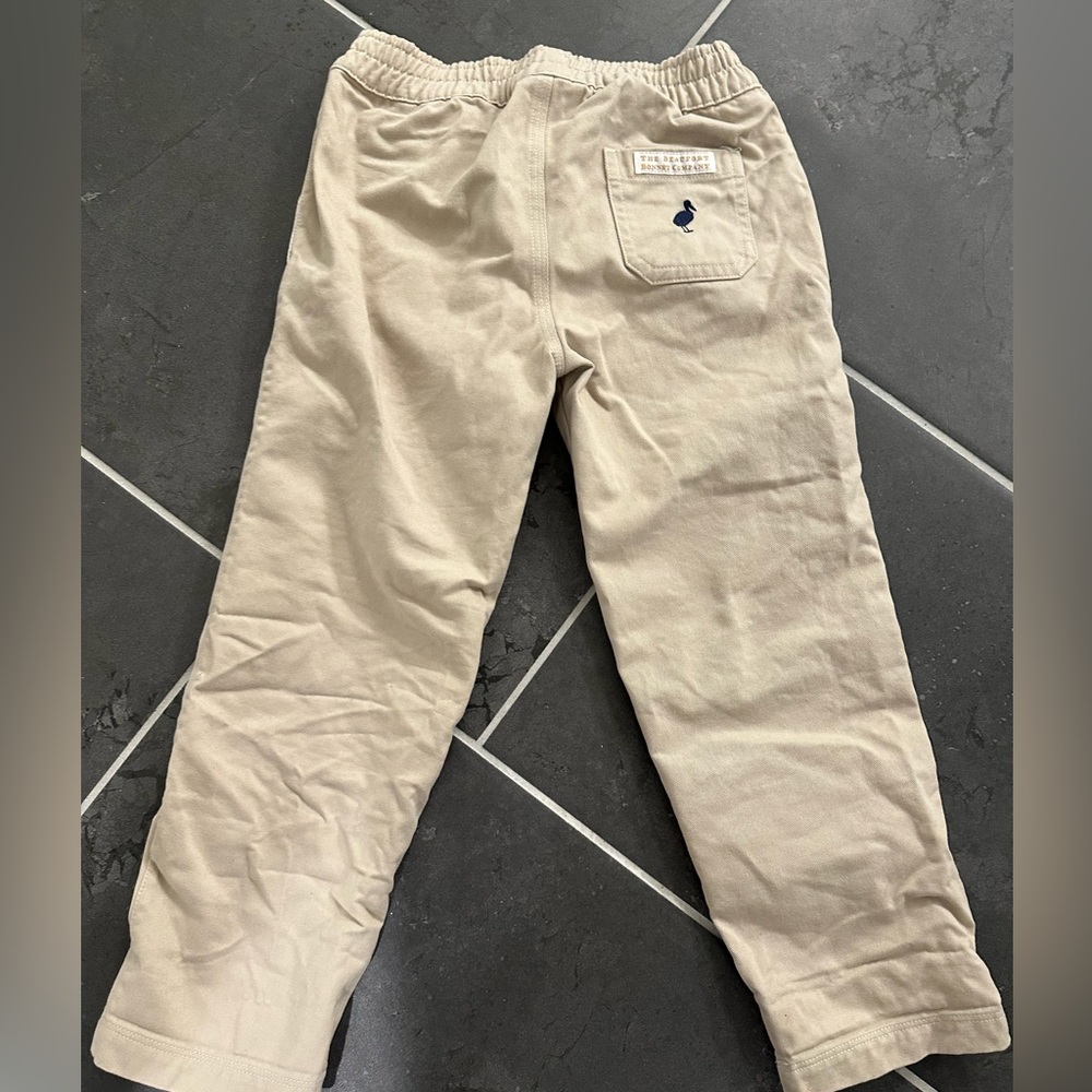 Beaufort bonnet boys khakis